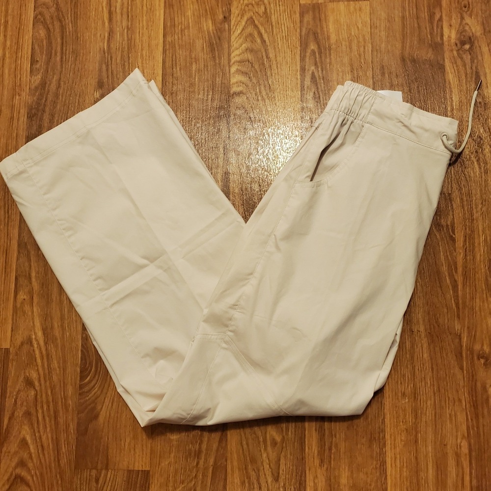 Nike‎ Sportswear Essentials Pants Women Medium Beige Woven Baggy FB8284-104 New
